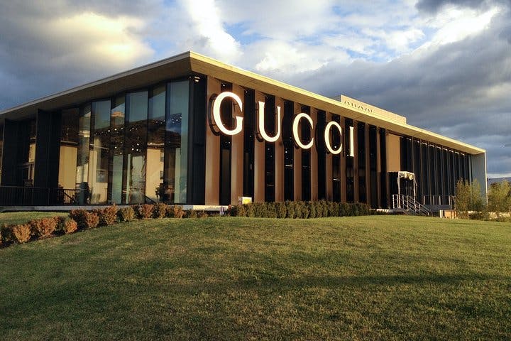 Private Full-Day Shopping Tour: The Mall Gucci And Spaces Prada Outlet